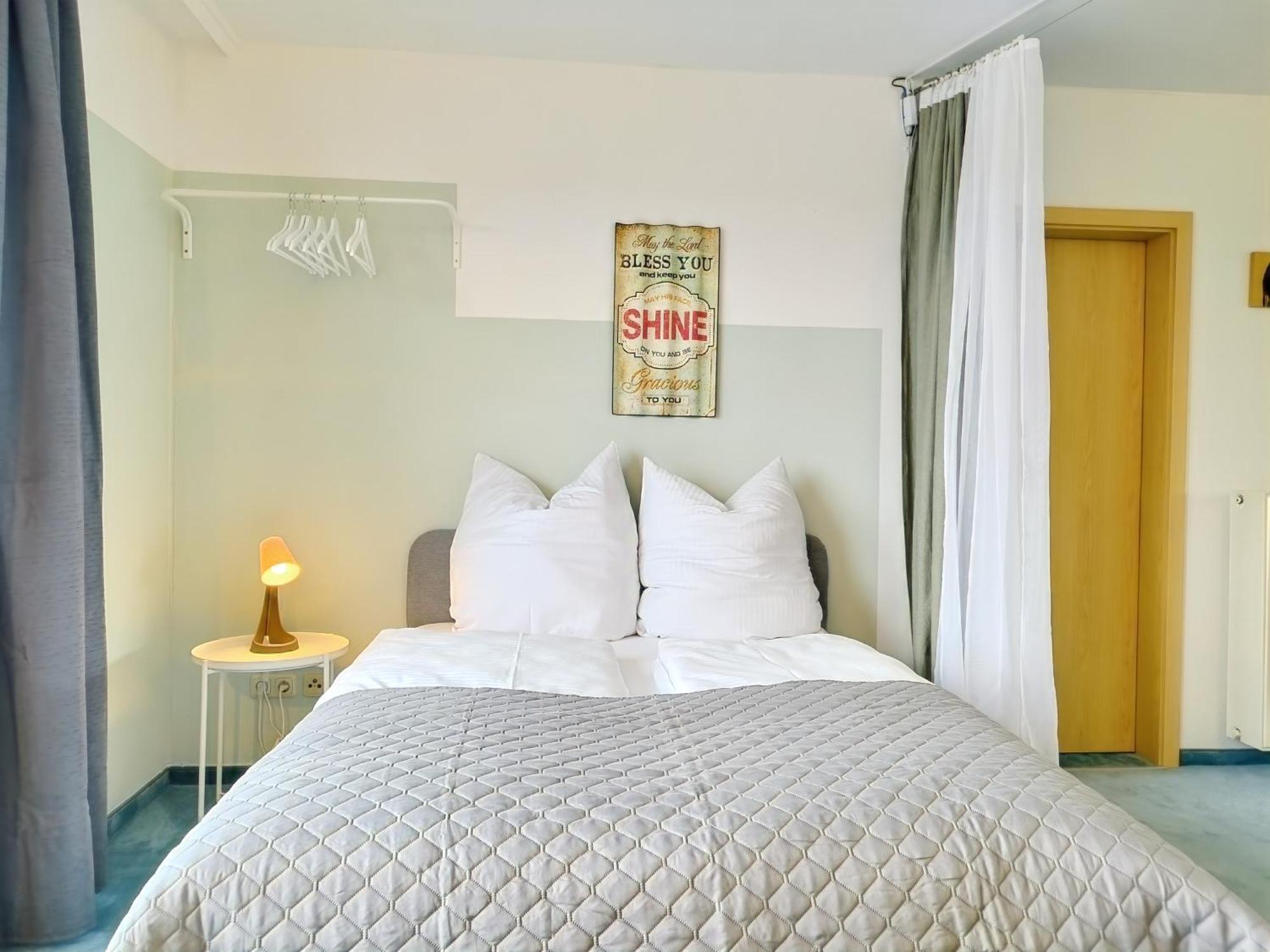 Seeblickapartment Fuer Bis Zu 12, Nuernberg & Schwabach In 30-35 Minuten Zu Erreichen, Sauna, Arbeitsplatz, Dachterrasse & Grill Шпалт Екстериор снимка