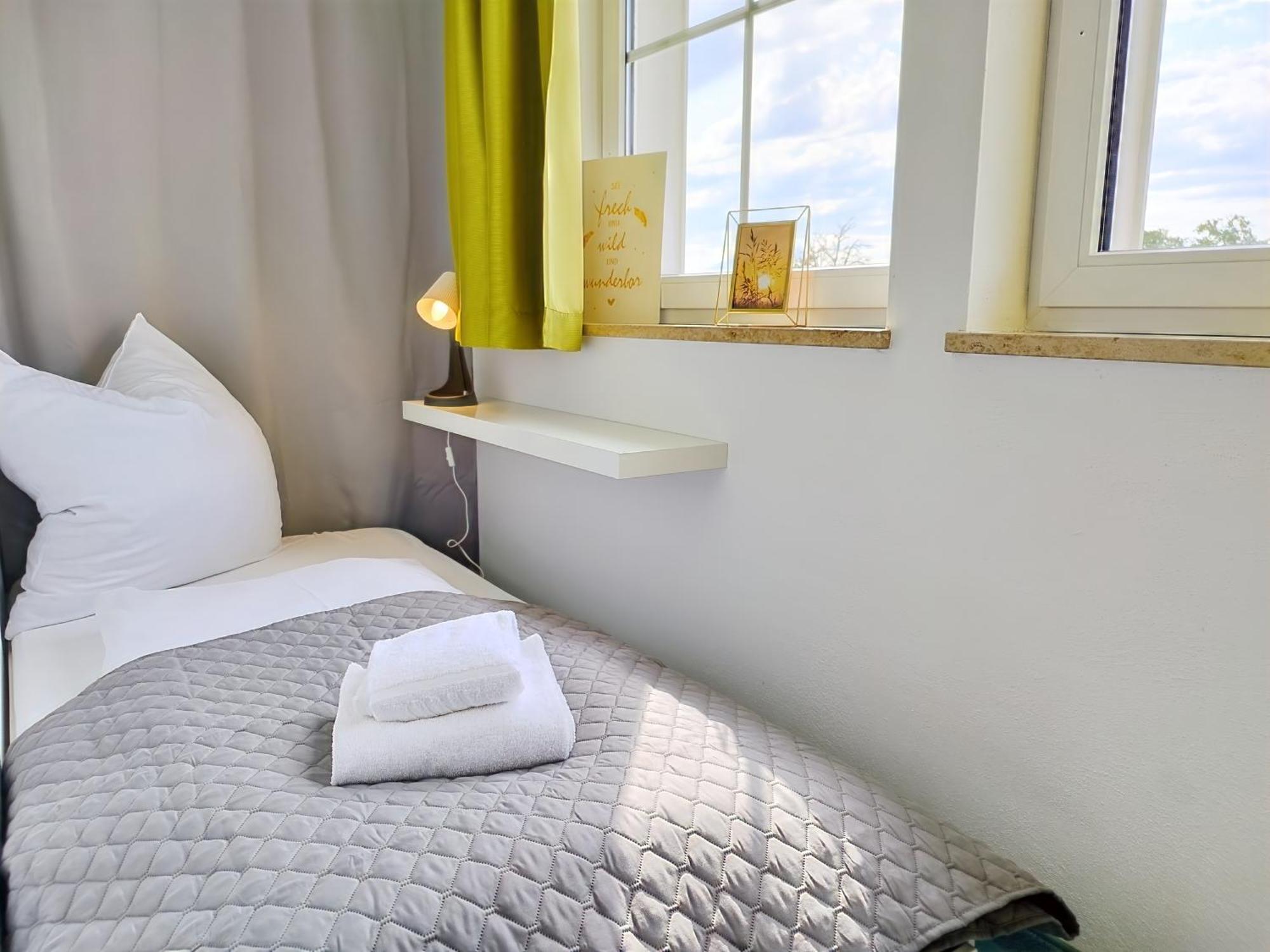 Seeblickapartment Fuer Bis Zu 12, Nuernberg & Schwabach In 30-35 Minuten Zu Erreichen, Sauna, Arbeitsplatz, Dachterrasse & Grill Шпалт Екстериор снимка