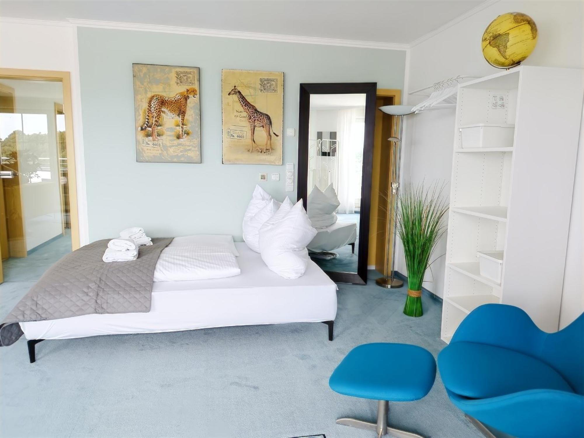 Seeblickapartment Fuer Bis Zu 12, Nuernberg & Schwabach In 30-35 Minuten Zu Erreichen, Sauna, Arbeitsplatz, Dachterrasse & Grill Шпалт Екстериор снимка