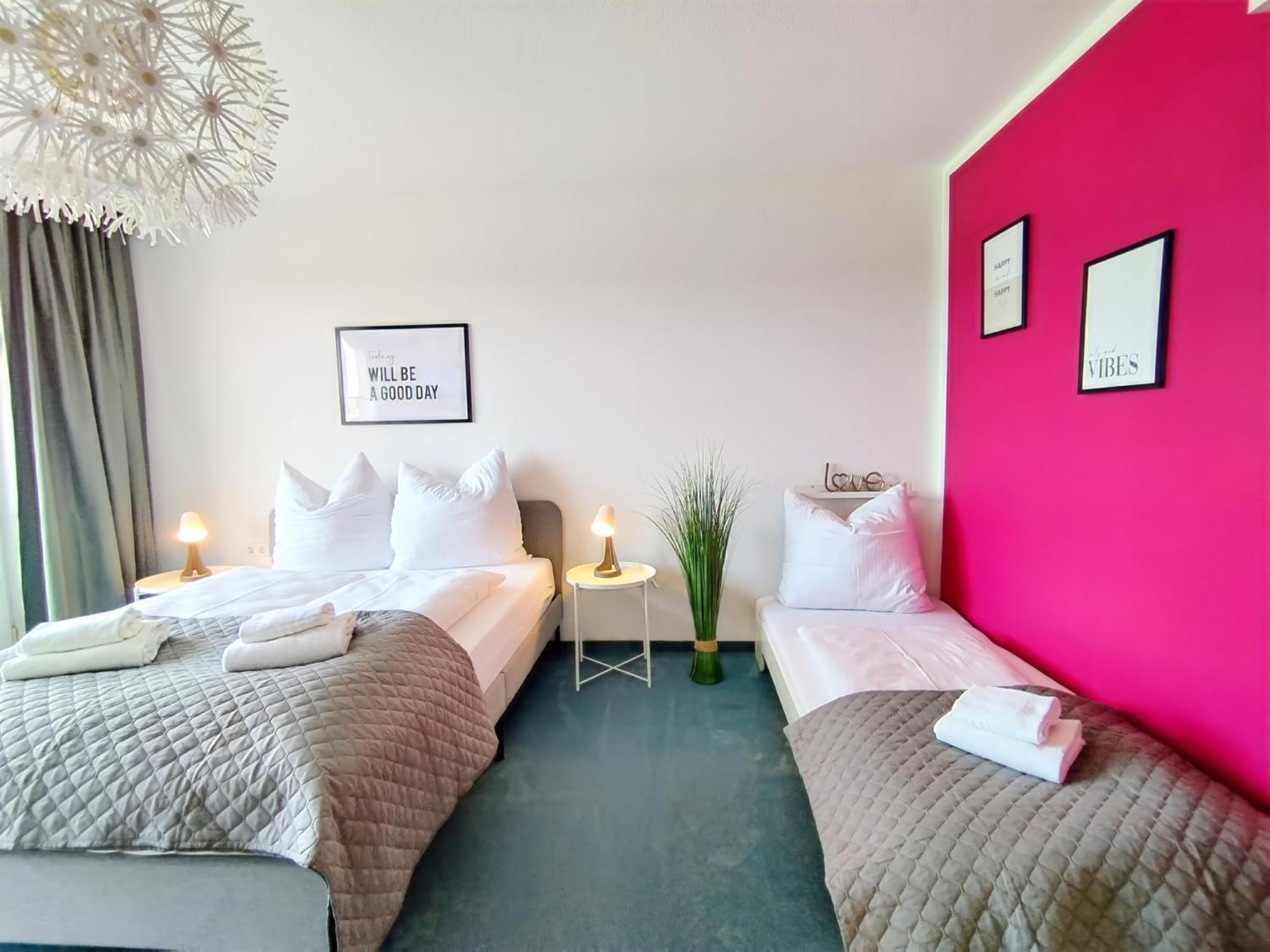 Seeblickapartment Fuer Bis Zu 12, Nuernberg & Schwabach In 30-35 Minuten Zu Erreichen, Sauna, Arbeitsplatz, Dachterrasse & Grill Шпалт Екстериор снимка