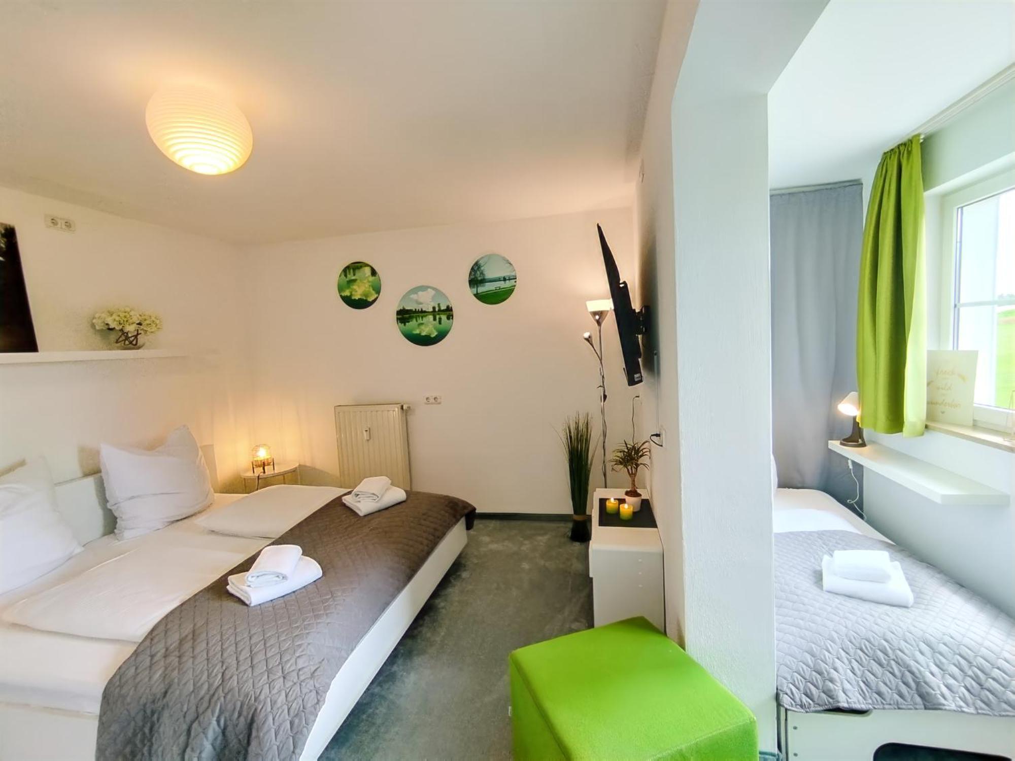 Seeblickapartment Fuer Bis Zu 12, Nuernberg & Schwabach In 30-35 Minuten Zu Erreichen, Sauna, Arbeitsplatz, Dachterrasse & Grill Шпалт Екстериор снимка